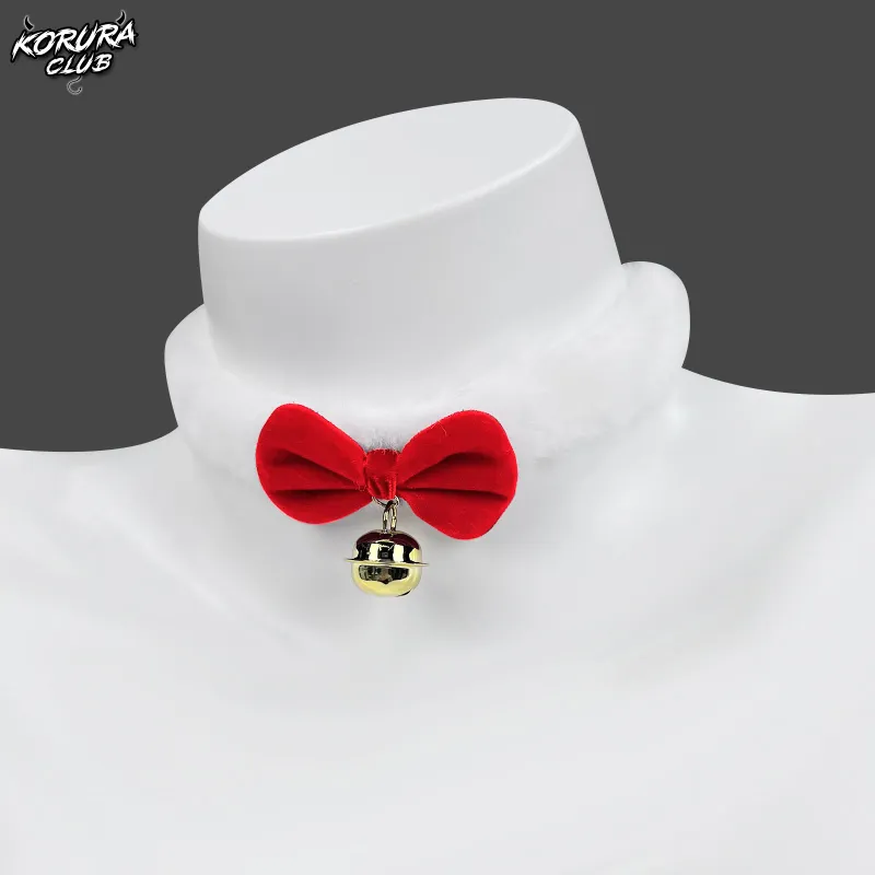 Koruraclub Christmas Fuzzy Choker CH03 in white plush fabric