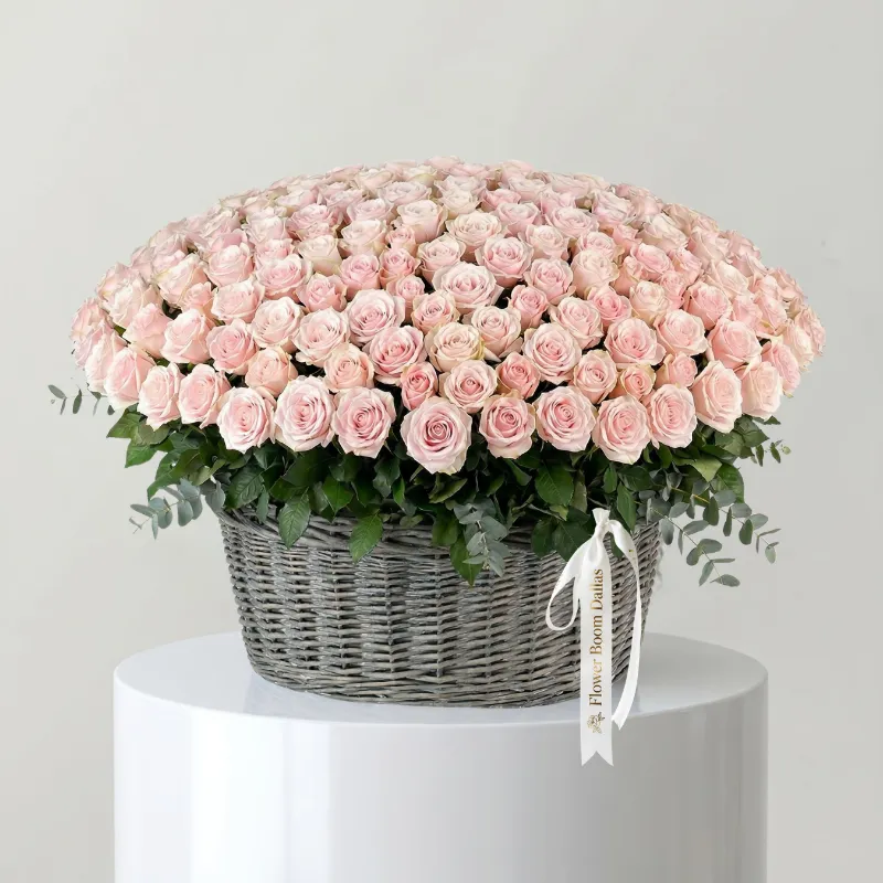 Flower Boom Dallas Luxury Light Pink Roses In A Basket large bouquet arrangement