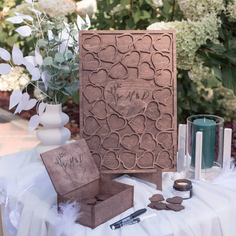 Enjoy The Wood Alternative Wedding Guest Book Rectangle with wooden heart-shaped签名 pieces
