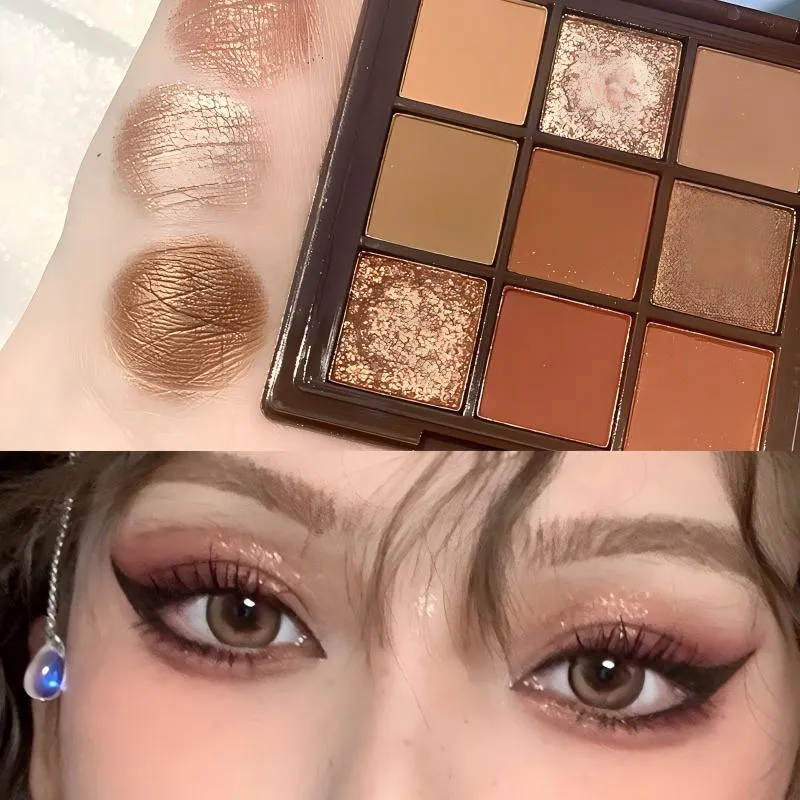 EYESFAV Aesthetic Muse 9-Color Palette with nine eyeliner shades displayed
