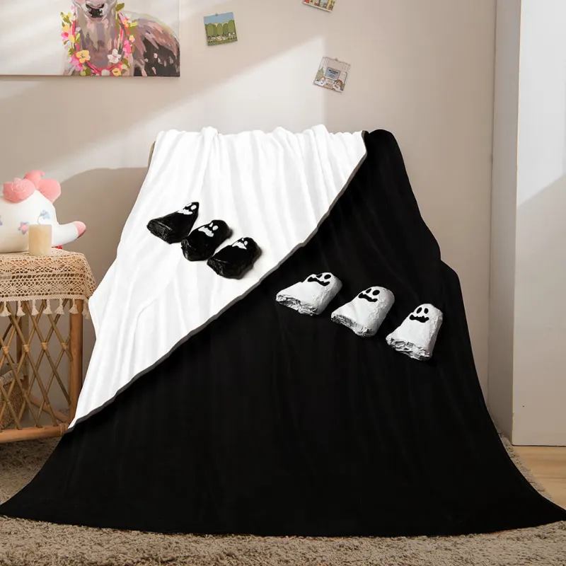 EBuycos Black and White Flannel Fleece Throw Cosplay Blanket