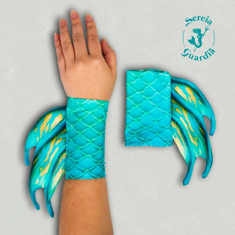 Sereia Guardiã Atalaia Bracelet worn on a wrist