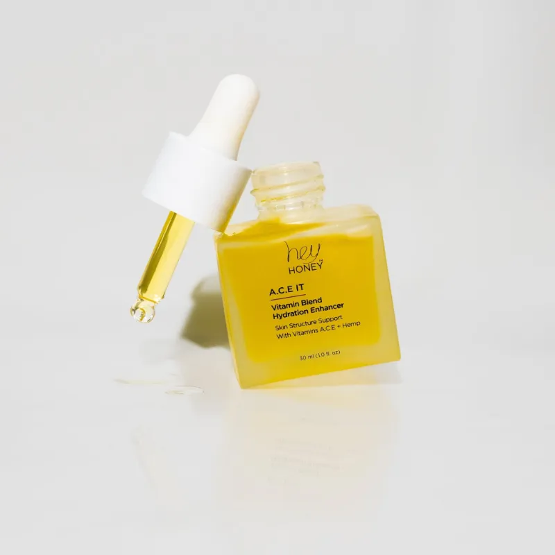 Hey Honey A.C.E IT Vitamin Blend Hydration Enhancer oil bottle
