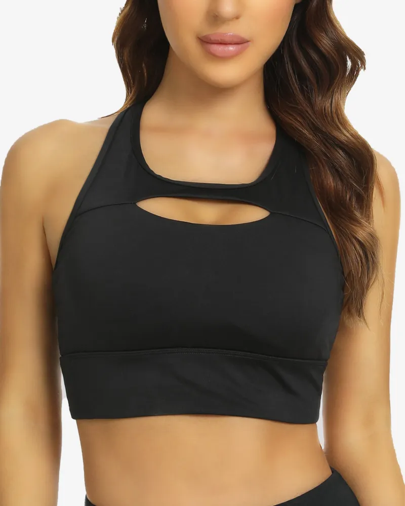 QUEENIEKE Medium Support Seamless Sport Bra 210608 in camo pattern showing racerback detail